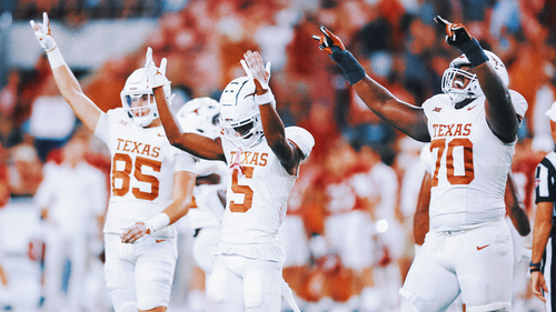 TEXAS LONGHORNS Trending Image: Texas jumps to No. 4 in latest AP Poll; Pac-12 with 8 ranked teams